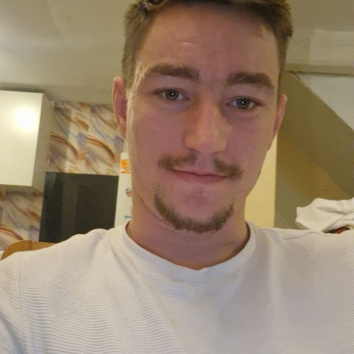 Agence Matrimoniale Warrington - Foto de florinchindea10, Homme 26 ans de Warrington