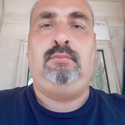 Photo de Gogoașă, Homme 42 ans, de Bucarest Roumanie