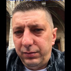 Agence Matrimoniale Brussels - Foto de Cris2020, Homme 47 ans de Brussels